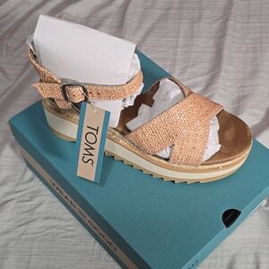 TOMS Women's Coral Sandals